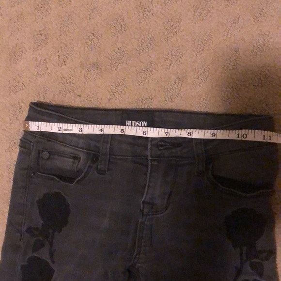 Girls Hudson Jeans. - Picture 10 of 10